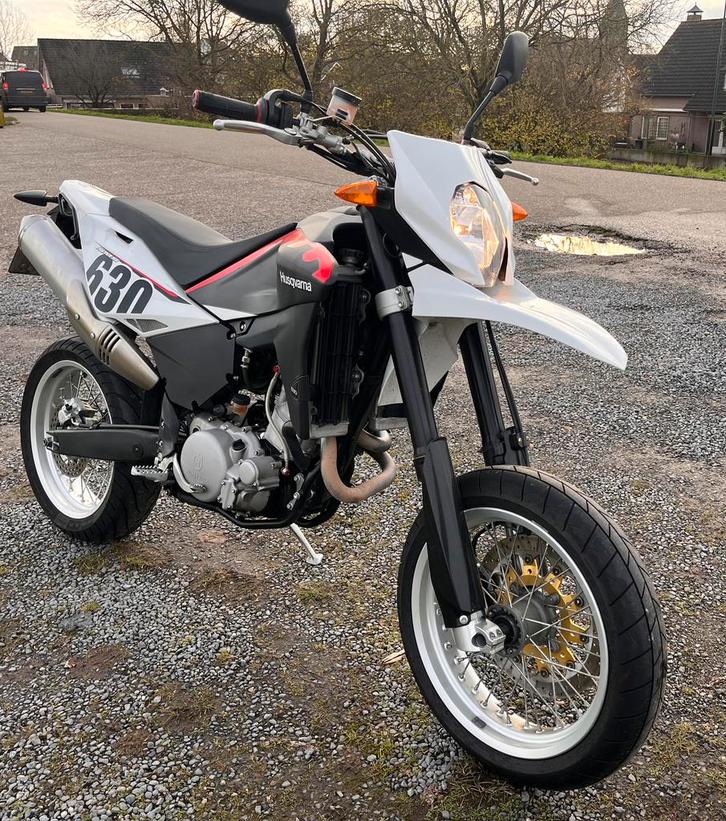 Husqvarna SMS630, in perfecte staat, Motoren, Motoren | Husqvarna, Particulier, SuperMoto, meer dan 35 kW, 1 cilinder, Motorrijbewijs A