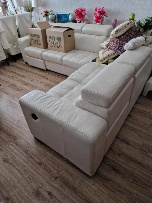 Moderne Witte Creme Hoekbank met Hoofdsteunen, Huis en Inrichting, Banken | Sofa's en Chaises Longues, Zo goed als nieuw, Vierpersoons of meer