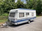 Fendt Saphir 490 TKM - luifel - stapelbed - 5 personen, Caravans en Kamperen, Caravans, Schokbreker, Dwars-stapelbed, Treinzit