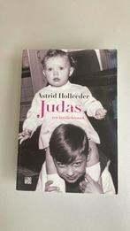 Astrid Holleeder - Judas, Ophalen of Verzenden, Zo goed als nieuw, Astrid Holleeder