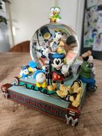 Walt Disney Donald Duck Silver Screen Debut Globe Beeld, Ophalen of Verzenden, Donald Duck, Zo goed als nieuw, Beeldje of Figuurtje