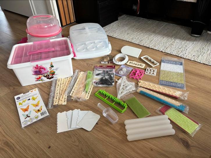 Taartdecoratie spullen / bakspullen, groot pakket!, Hobby en Vrije tijd, Taarten en Cupcakes maken, Ophalen of Verzenden