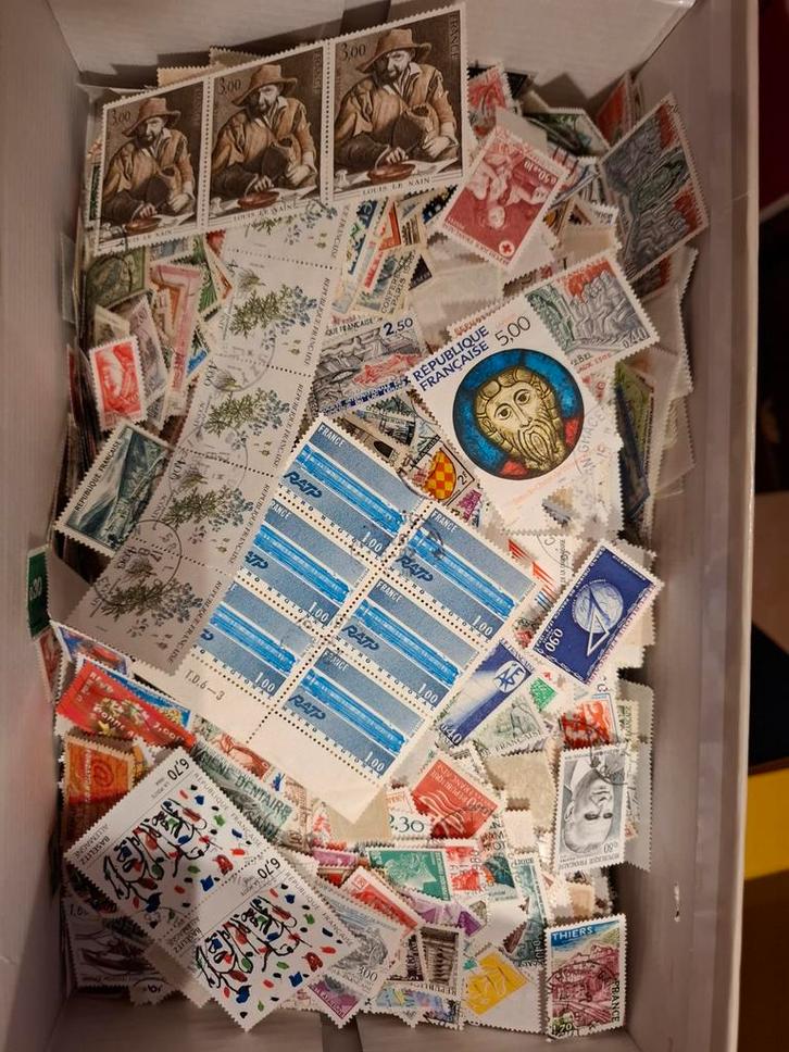 Frankrijk van oud naar modern los in doos., Postzegels en Munten, Postzegels | Volle albums en Verzamelingen, Buitenland, Ophalen of Verzenden