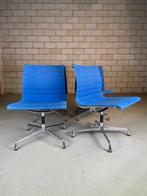 4x Vitra Eames EA105 blauw, Ophalen, Gebruikt, Blauw, Bureaustoel