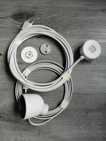 Google Nest Cam buiten bedraad beschikbaar voor biedingen