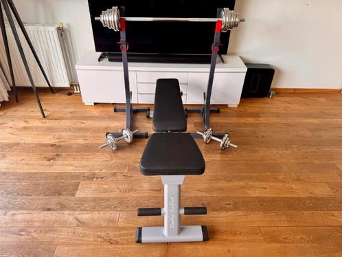 Halterbank, Dumbbellset, Barbell, halterstandaards, 150 euro, Sport en Fitness, Fitnessapparatuur, Zo goed als nieuw, Krachtstation