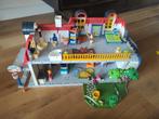 Playmobil huis speeltuin dolfinarium, Kinderen en Baby's, Speelgoed | Playmobil, Ophalen of Verzenden, Gebruikt