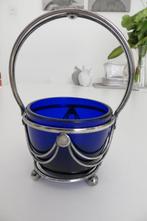 Blauw glazen schaaltje in zilverkleurige houder., Antiek en Kunst, Antiek | Glas en Kristal, Ophalen of Verzenden