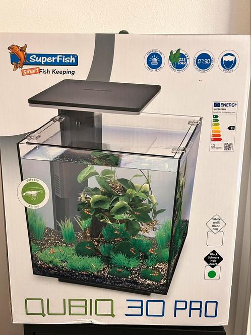 Superfish Qubiq 30 pro aquarium en toebehoren, Dieren en Toebehoren, Vissen | Aquaria en Toebehoren, Zo goed als nieuw, Leeg aquarium