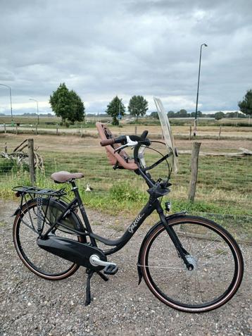 GAZELLE BLOOM C7 - NIEUWSTAAT - FRAME 57 CM / 7 NAAF beschikbaar voor biedingen