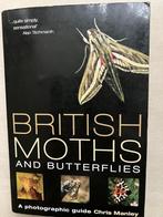 Vlinderboek British moths and butterflies - Chris Manley, Gelezen, Ophalen of Verzenden, Natuur algemeen, Chris Manley