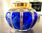 Vaas Bohemian antiek blauw glas geslepen goud kristal bloem, Antiek en Kunst, Antiek | Glas en Kristal, Verzenden
