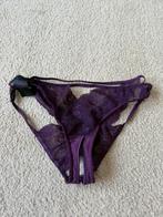 Dieppaars kanten string met bandjes – Hunkemöller, maat M, Hunkemöller, Ophalen of Verzenden, Paars, String