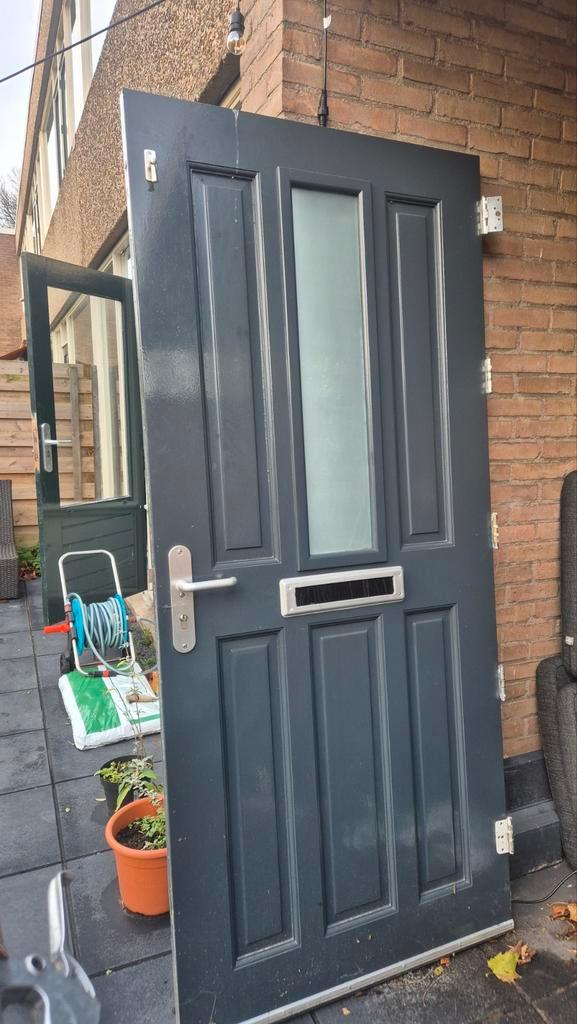 Houten Voordeur met 3-punt sluiting, Doe-het-zelf en Verbouw, Deuren en Horren, Ophalen