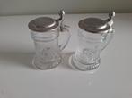 Gegraveerde mini bierpullen  met Tinnen Deksel (2 stuks), Antiek en Kunst, Antiek | Glas en Kristal, Ophalen of Verzenden