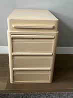 Vintage houten ladekast met zwaluwstaart verbindingen ., Huis en Inrichting, Kasten | Ladekasten, 5 laden of meer, Ophalen, Gebruikt