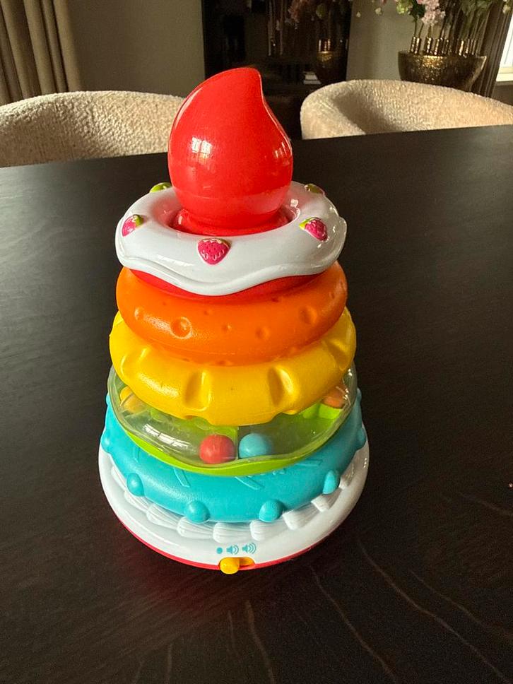 Stapeltoren met licht en geluid - Zo goed als nieuw!, Kinderen en Baby's, Speelgoed | Babyspeelgoed, Zo goed als nieuw, Overige typen