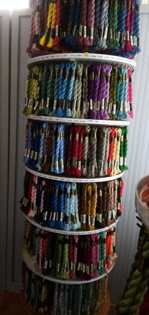Dmc Perlé 5 borduurgaren/borduurzijde met barcode, Hobby en Vrije tijd, Borduren en Borduurmachines, Nieuw, Borduurgaren of Zijde