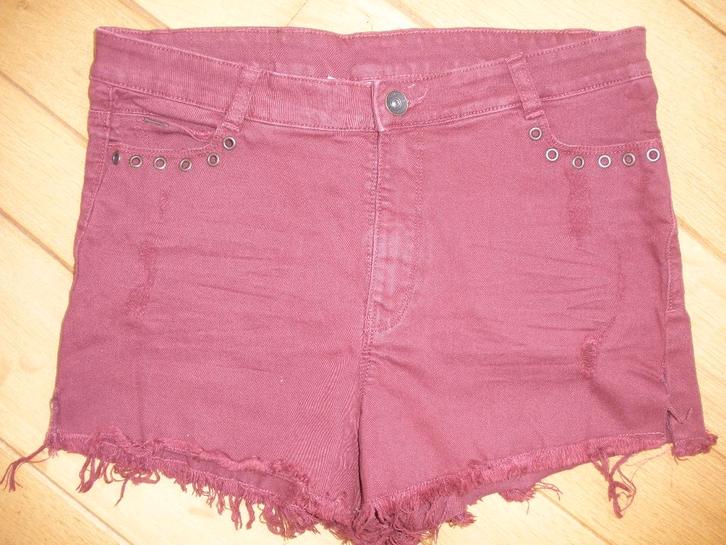 CKH bermuda bordeaux rood maat 40, Kleding | Dames, Broeken en Pantalons, Zo goed als nieuw, Maat 38/40 (M), Rood, Kort, Ophalen of Verzenden