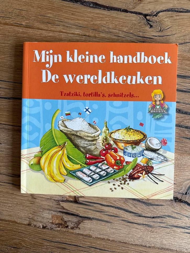 Mijn kleine handboek De wereldkeuken! Is als nieuw!, Boeken, Kookboeken, Zo goed als nieuw, Voorgerechten en Soepen, Overige gebieden