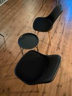 Zwarte stoelen met bijzettafeltje - nette set, Ophalen, Kunststof, Twee, Zwart