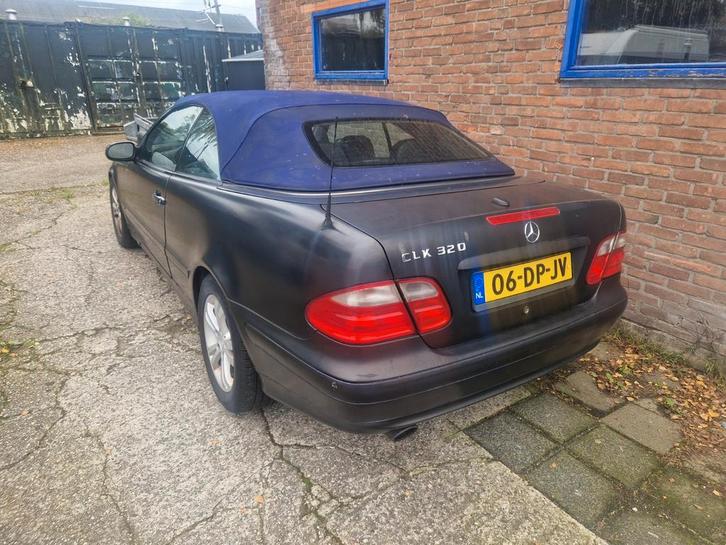 Mercedes-Benz CLK 3.2 Clk320 Cabrio Sport AUT 1999 Blauw, Auto's, Mercedes-Benz, Particulier, CLK, Benzine, Cabriolet, Automaat