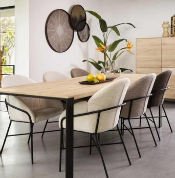 Op zoek naar de ideale tafel?  Kies dan voor Lamulux..... beschikbaar voor biedingen