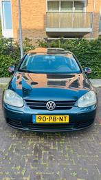 Volkswagen Golf FSI 2004, Auto's, Volkswagen, Voorwielaandrijving, 4 cilinders, 1984 cc, Blauw