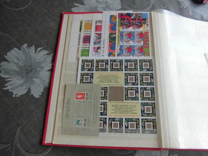 postzegel velletjes postfris na 1940 divers, Postzegels en Munten, Postzegels | Nederland, Postfris, Na 1940, Ophalen of Verzenden