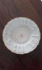 Een grote schaal met afbeeldingen van engelen met een gouden, Huis en Inrichting, Woonaccessoires | Schalen en Manden, Ophalen