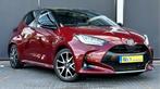 Toyota Yaris 1.5 Hybrid Launch Edition / Bi-Tone / HUD / Sto, Gebruikt, 450 kg, 1490 cc, Bedrijf