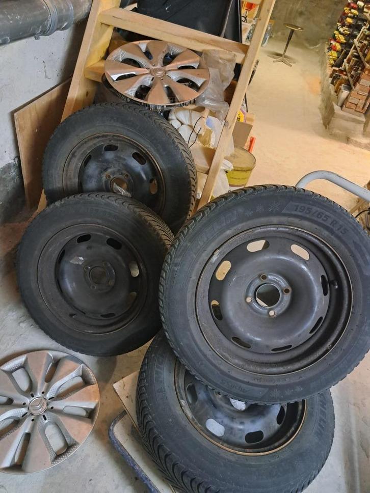 Winterbanden en velgen Michelin 195/65R15 citroën cactus, Auto-onderdelen, Banden en Velgen, Band(en), Winterbanden, 15 inch, 195 mm