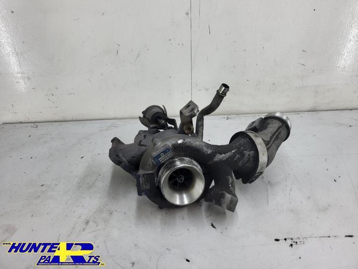 G-lader D5244T15 Volvo V60 I 2.4 D6 ('10-'18) 36002640, Auto-onderdelen, Motor en Toebehoren, Volvo, Gebruikt, Ophalen of Verzenden