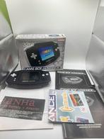 Gameboy advance zwart met doos en boekjes, Spelcomputers en Games, Spelcomputers | Nintendo Game Boy, Ophalen of Verzenden, Zo goed als nieuw