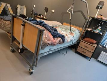 Zorg hoog laagbed! beschikbaar voor biedingen