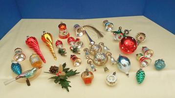 Oude kerstballen en versieringen beschikbaar voor biedingen