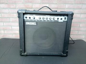 Rebel bas versterker K50B 60 watt beschikbaar voor biedingen