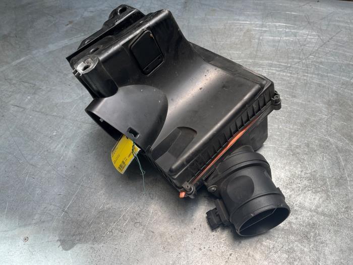 Luchtfilterhuis van een Volvo V60, Auto-onderdelen, Motor en Toebehoren, Volvo, Gebruikt, 3 maanden garantie, Ophalen of Verzenden