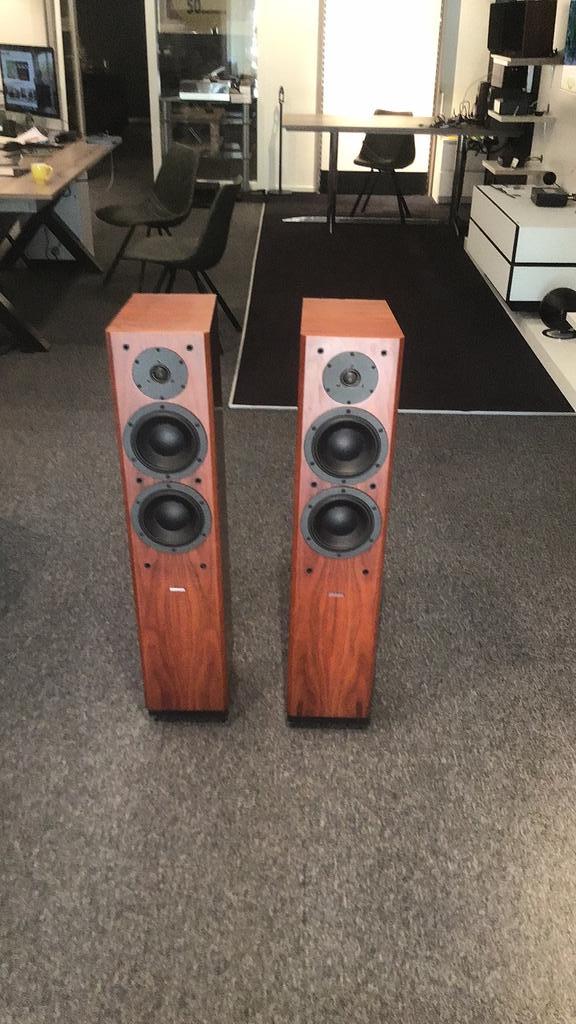 Dynaudio Focus 220 luidsprekers, Audio, Tv en Foto, Luidsprekers, Zo goed als nieuw, Front, Rear of Stereo speakers, 120 watt of meer