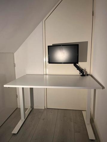 Hoogte verstelbaar bureau 70x120