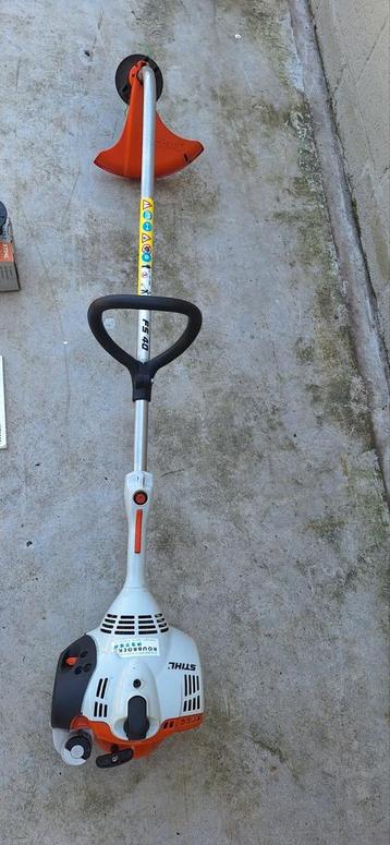 Bosmaaier Stihl FS40 met extra nieuwe maaikop C5-2 en draad. beschikbaar voor biedingen