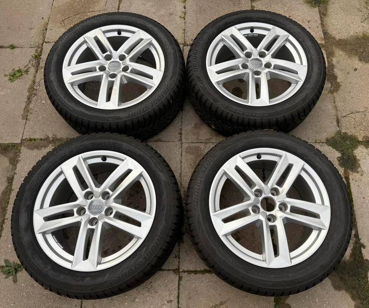 Winter wielset Audi A4 B9 17 inch origineel 8W0601025P, Auto diversen, Wieldoppen, Zo goed als nieuw, Ophalen