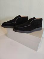 Santoni slip on loafer zwart suède mt  10 NIEUW, Loafers, Binnen EU, Zwart, Nieuw
