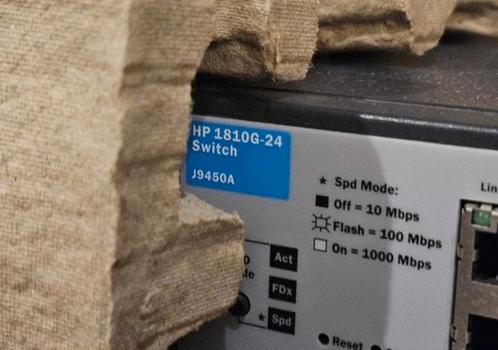 1x HP Procurve V1810-24G Switch & 2x HP Procurve Transceiver, Computers en Software, Netwerk switches, Zo goed als nieuw, Ophalen of Verzenden