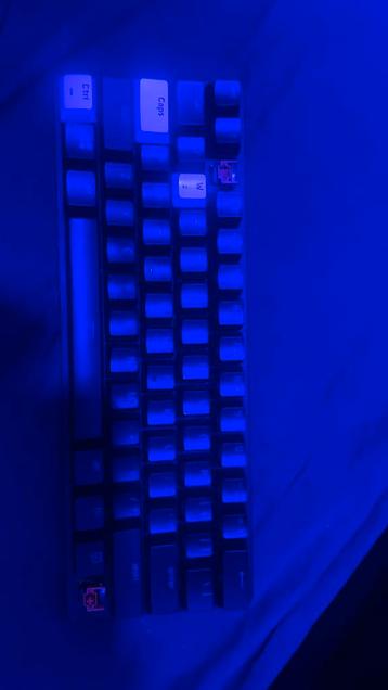 Razer huntsman mini beschikbaar voor biedingen