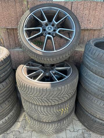 19 Inch 43 AMG Origneel Velgen met 225/40/19 beschikbaar voor biedingen