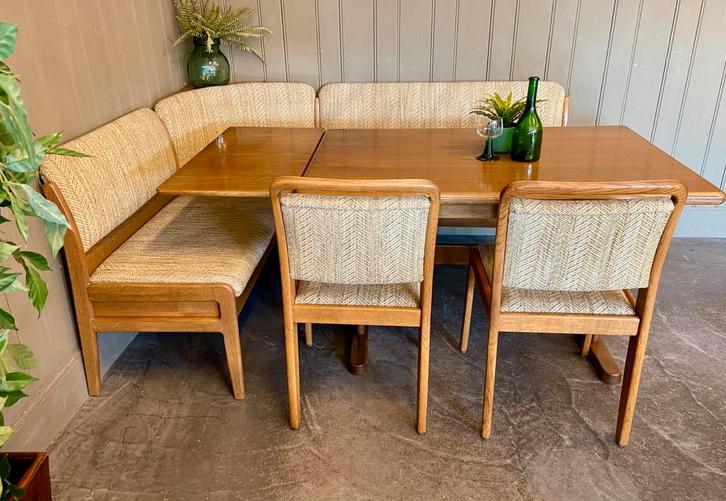 Vintage Duitse eethoek oostenrijkse zithoek klepbank eiken, Huis en Inrichting, Barren, Gebruikt, Inclusief barstoelen, Ophalen