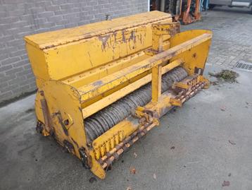 Graszaaimachine zaaimachine  beschikbaar voor biedingen