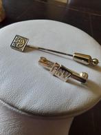 1 PTT en 1 FNV zilveren pin broche, Verzenden, Gebruikt, Speldje of Pin