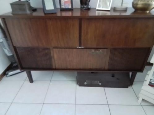 Vintage Radio Meubel, Antiek en Kunst, Antiek | Tv's en Audio, Ophalen of Verzenden